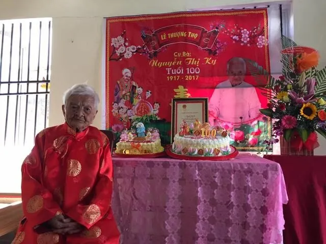 Chọn ngày lành tháng tốt, thường dựa vào lịch âm và phong thủy